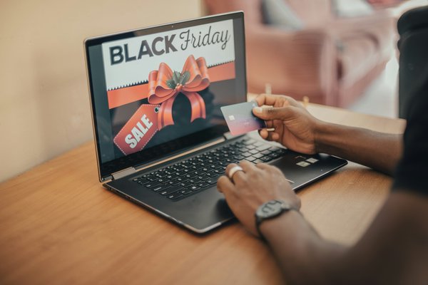 Vélos électriques black friday 2024 : économisez jusqu'à 70% !