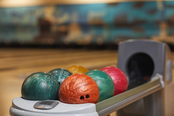 Les meilleurs sacs de bowling pour allier style et praticité